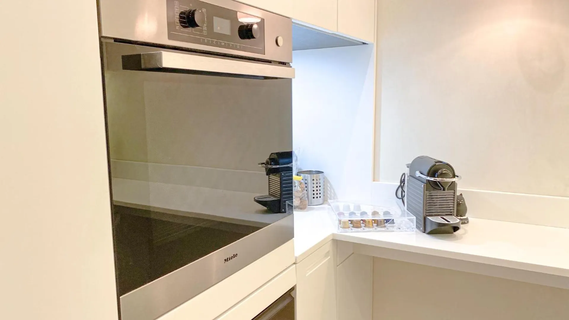 Foro Luxury Home - 2 Camere - 5 Min Dal Duomo Milano 0*,