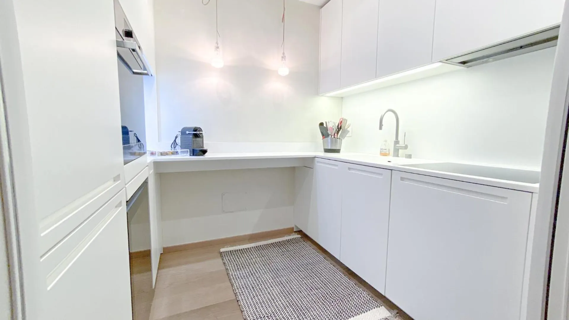 Lägenhet Foro Luxury Home - 2 Camere - 5 Min Dal Duomo Milano